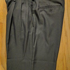 Haggar Mens Dress pants grey 34 x 32